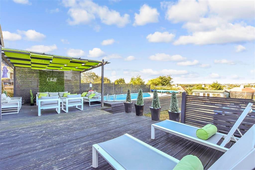 Property photo 3 of 16 Patio / Decking