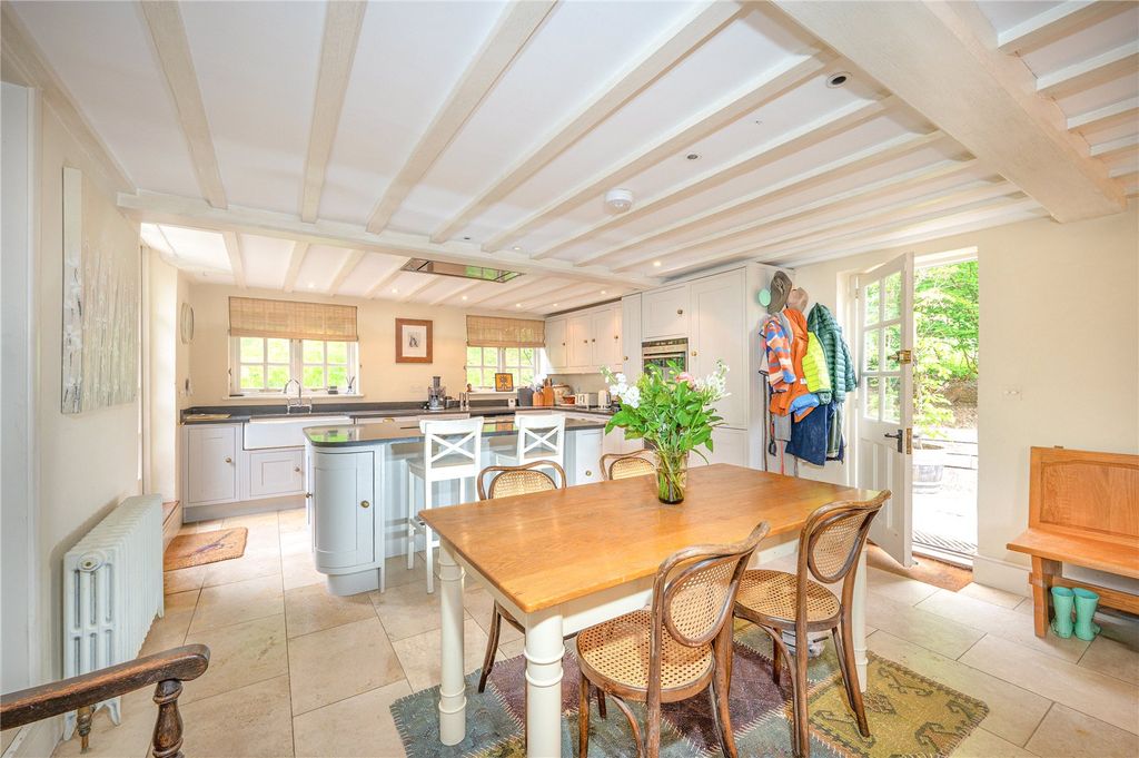 Property photo 3 of 27 Dining Area