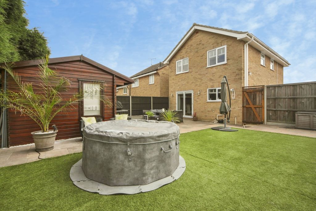 Property photo 3 of 21 Pbox-Img.Jpg
