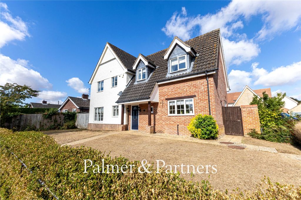 Property photo 1 of 39 Picture No. 05