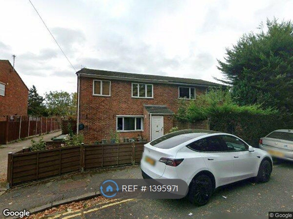 Property photo 1 of 3