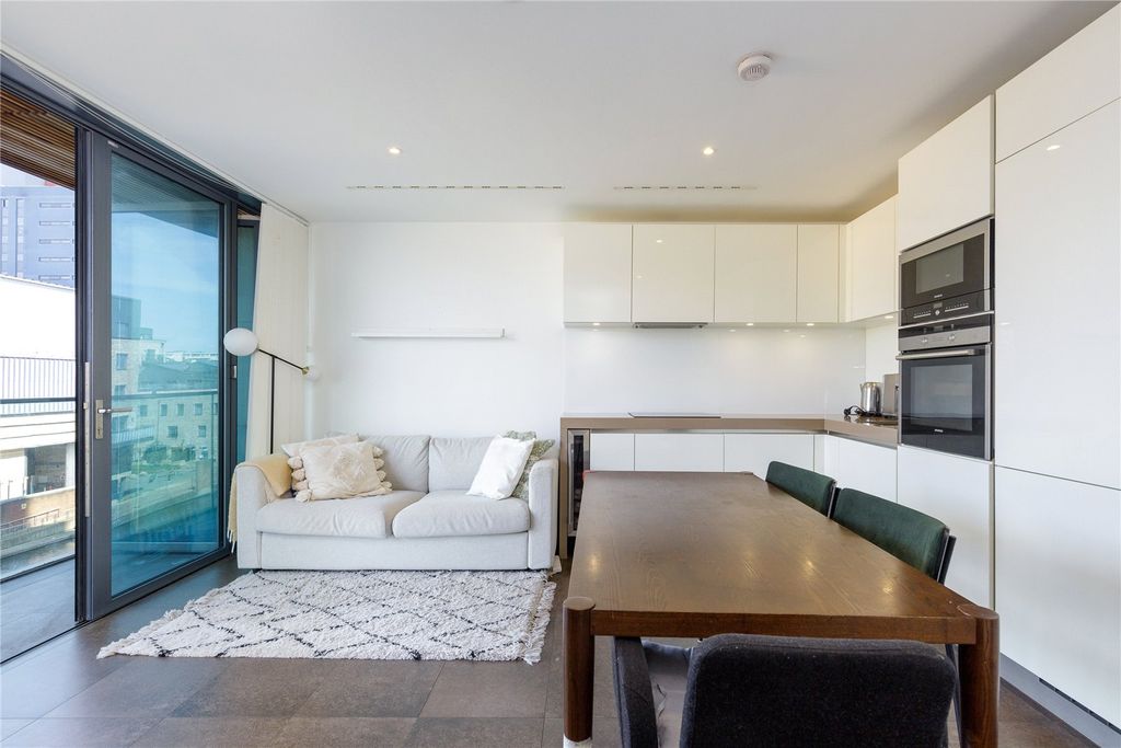 Property photo 2 of 13 Picture No. 03