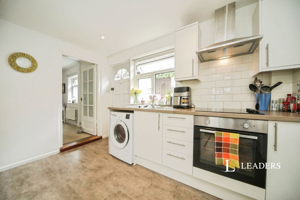 Property photo 2 of 11 Pbox-Img.Jpg