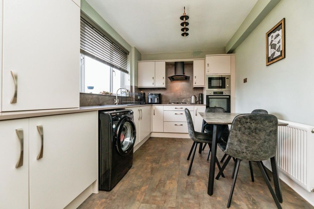 Property photo 3 of 17 2A8A3044.Jpg