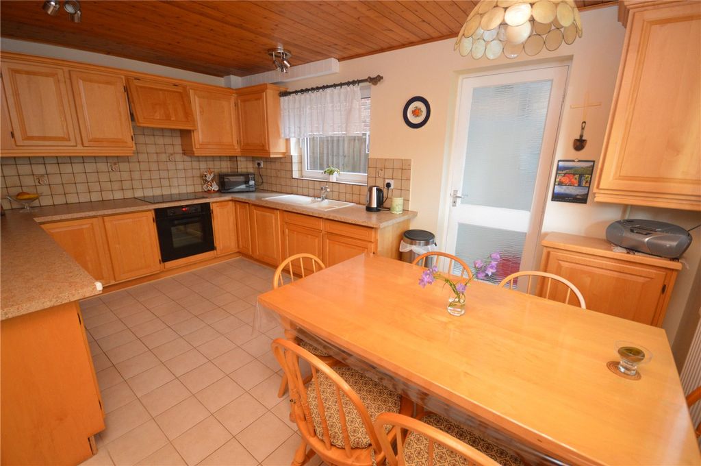 Property photo 3 of 14 Kitchen/Diner