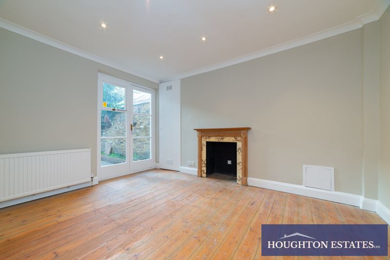 Property photo 3 of 13 Photo 10
