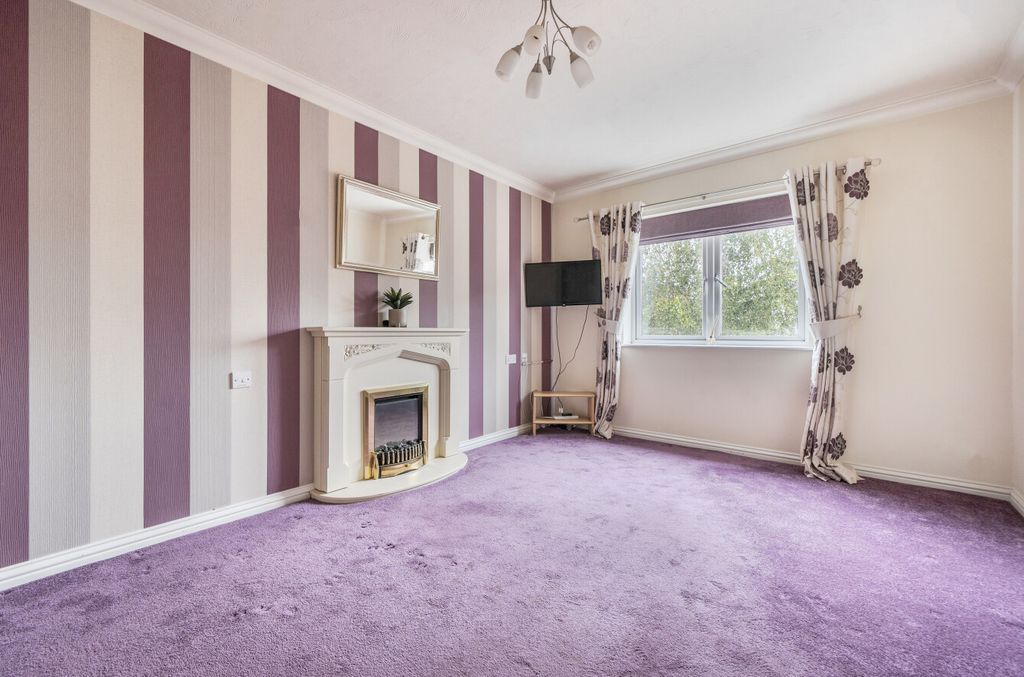 Property photo 2 of 22 Reception Room