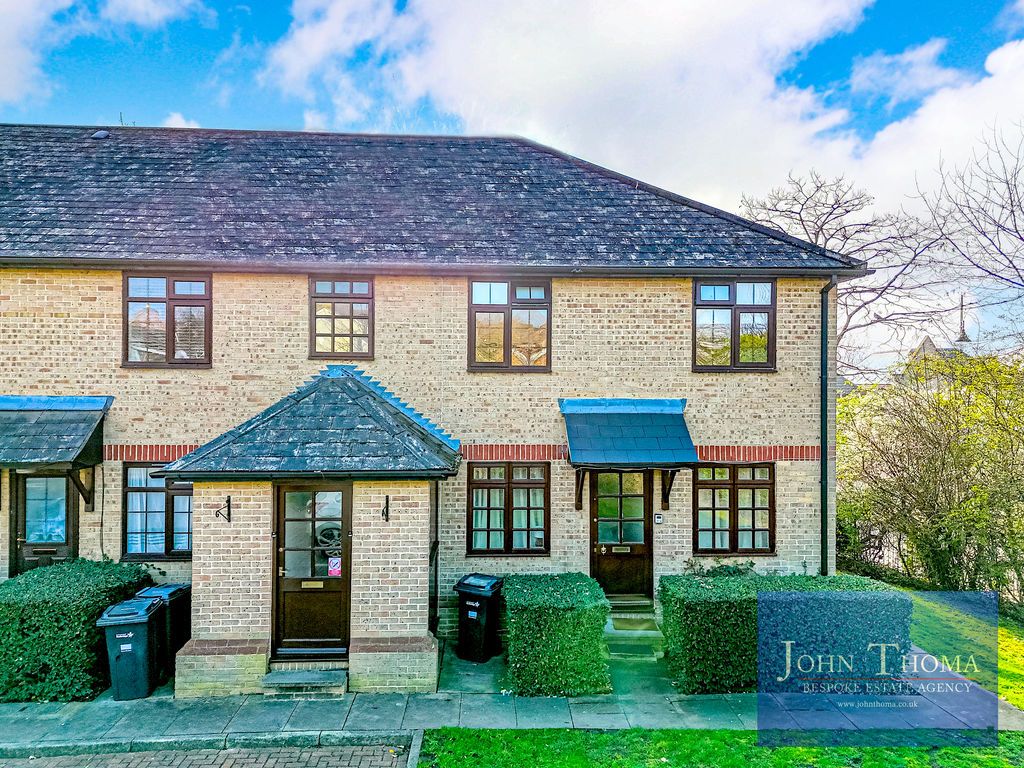 Property photo 1 of 10 Photo 11