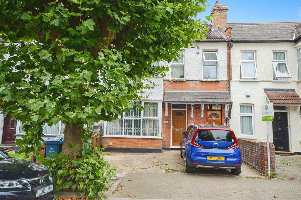 Property photo 1 of 17