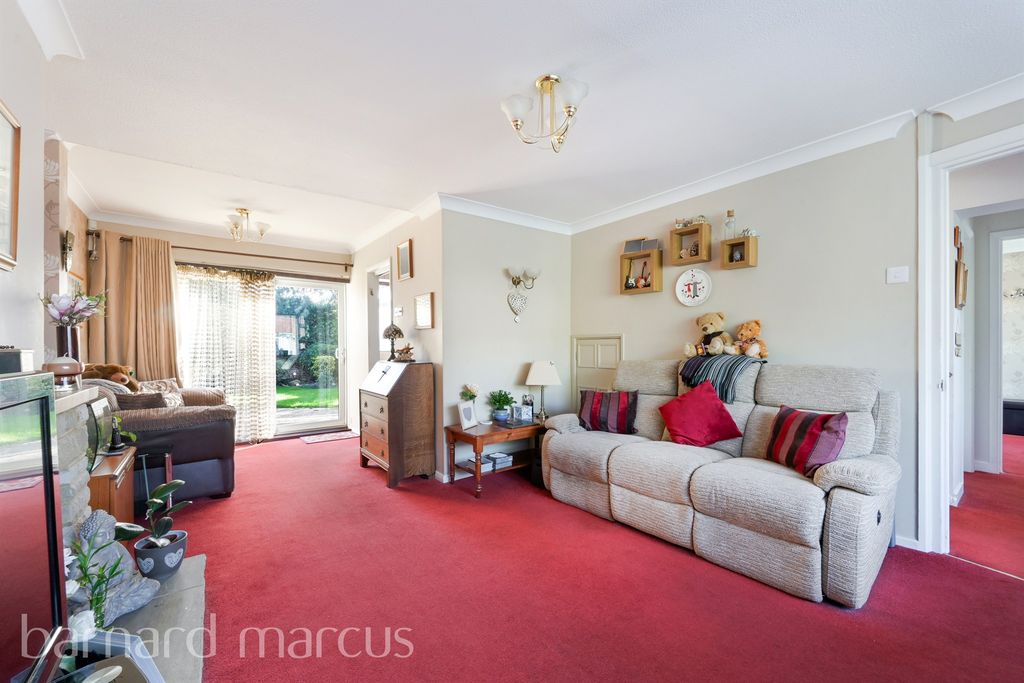 Property photo 2 of 16