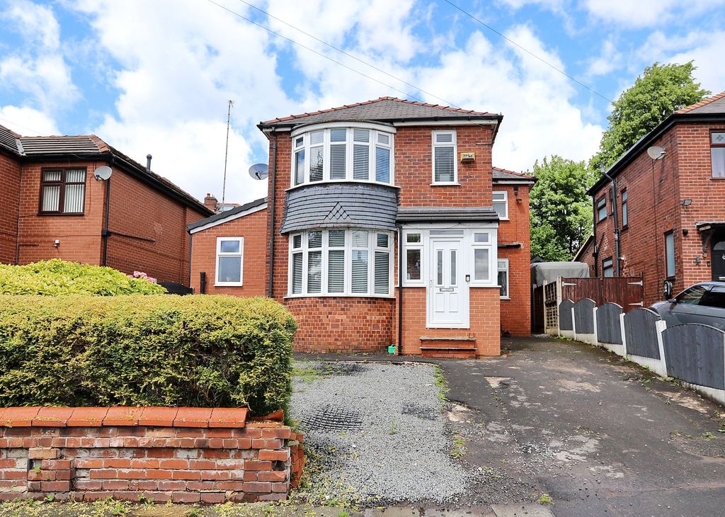 Property photo 1 of 23