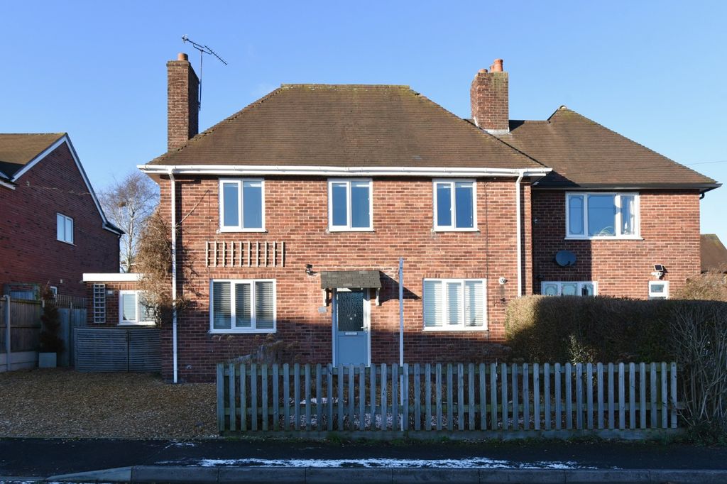 Property photo 1 of 19 Front View