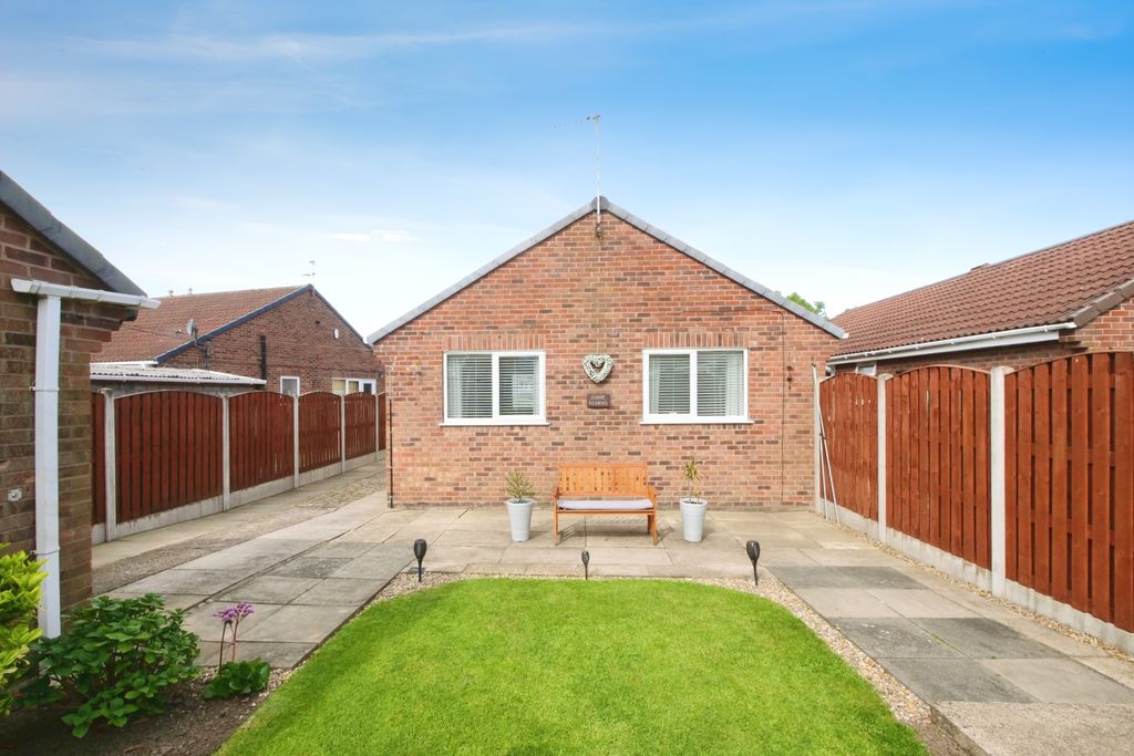 Property photo 2 of 20 Pnmb1407