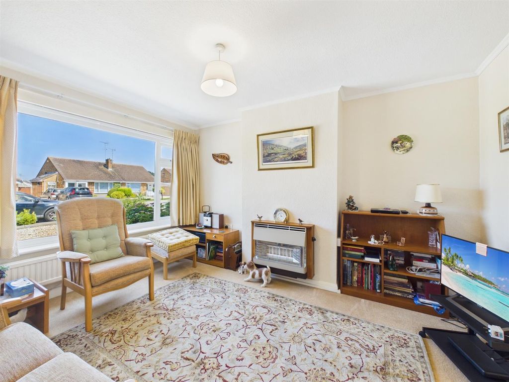 Property photo 3 of 16 Cam02435G0-Pr0317-Still015.Jpg