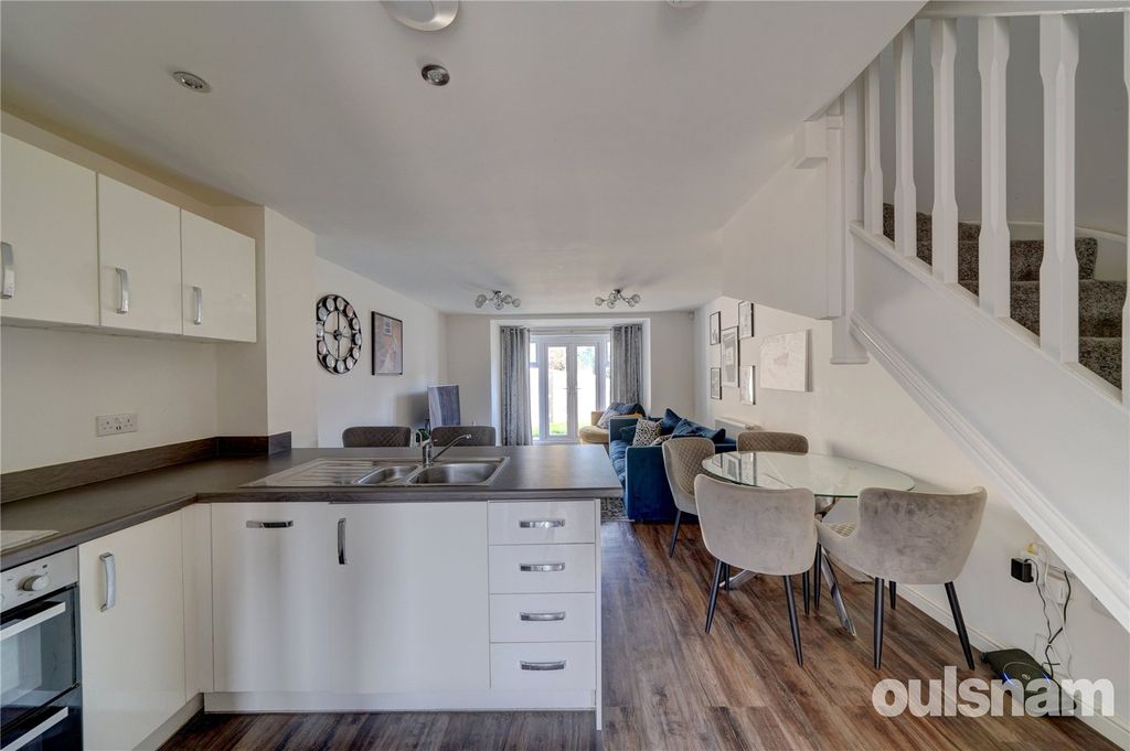 Property photo 3 of 21 Picture No. 19