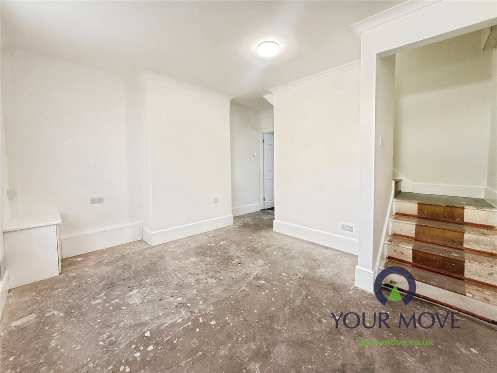 Property photo 2 of 11 Picture No. 01