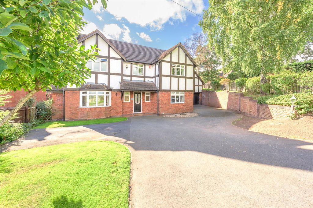 Property photo 1 of 46