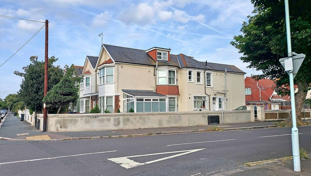 Property photo 1 of 1