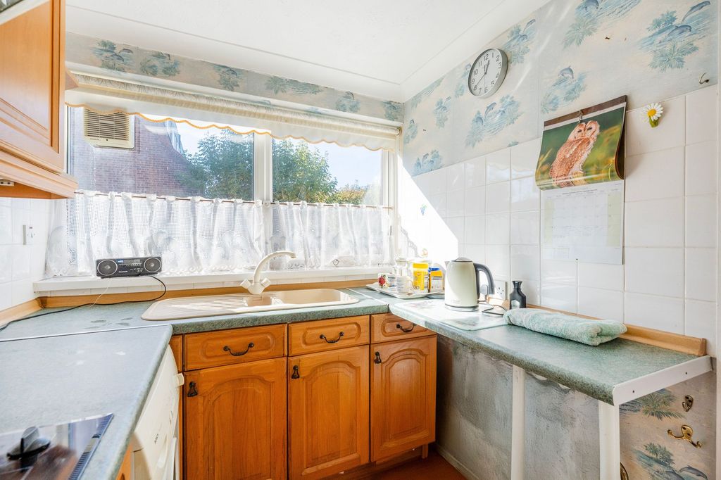 Property photo 3 of 14