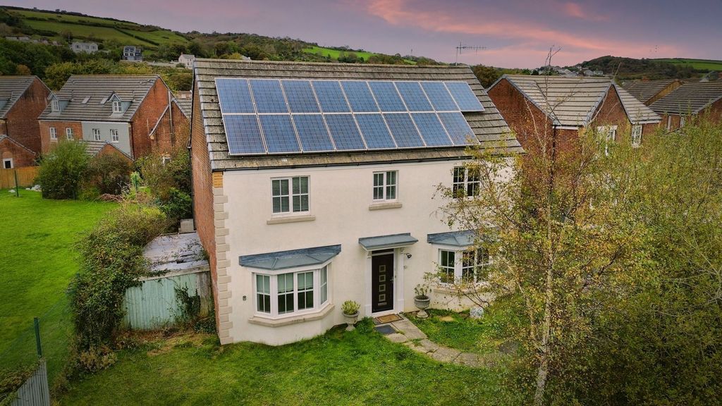 Property photo 1 of 29