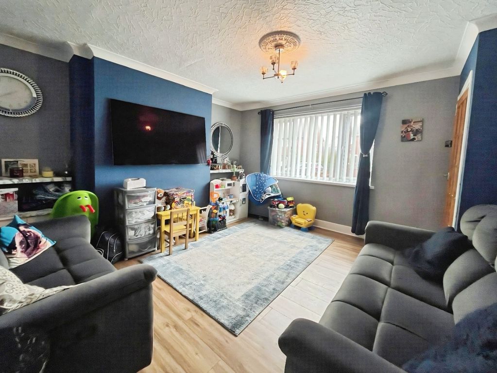 Property photo 1 of 14 4834940