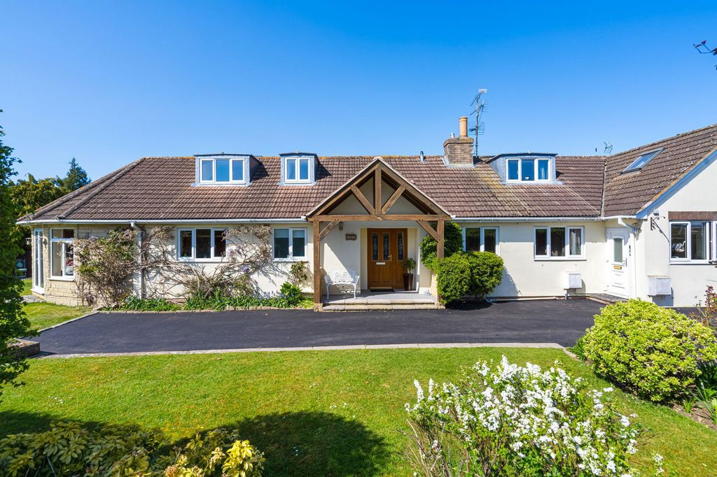 Property photo 1 of 37