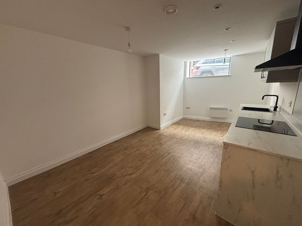 Property photo 2 of 7 Picture No. 01