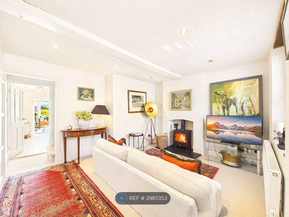 Property photo 1 of 34