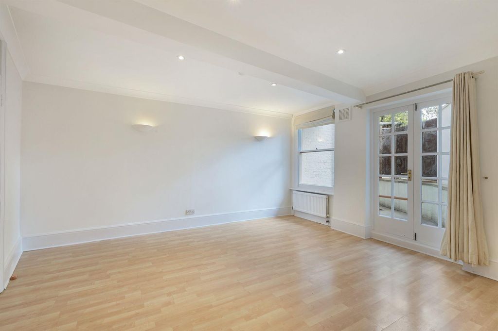 Property photo 2 of 12 Reception Room