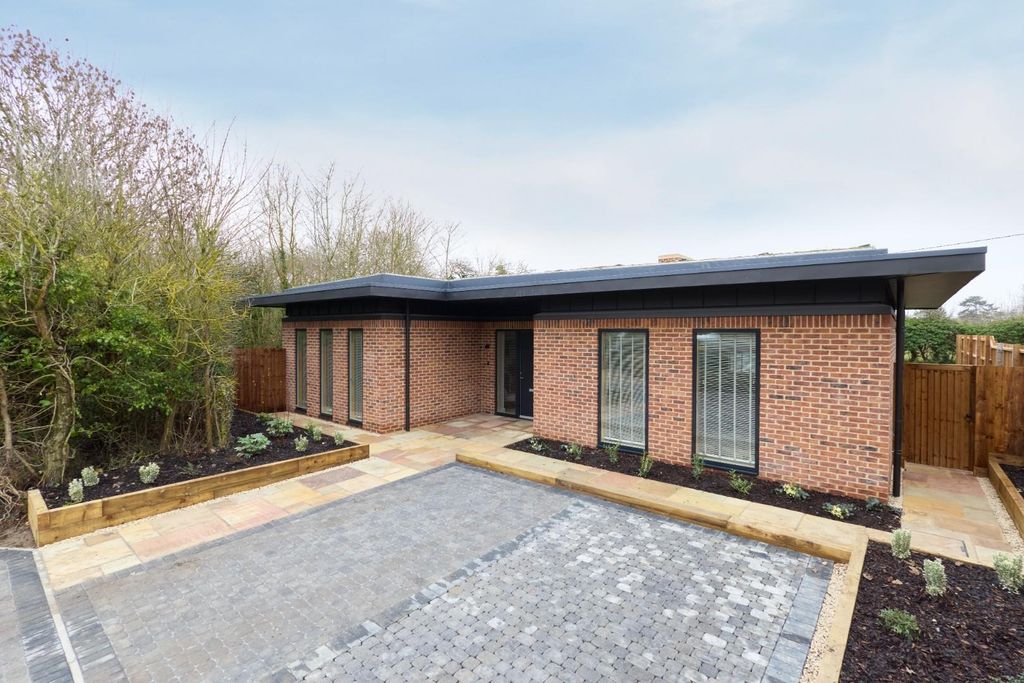 Property photo 1 of 22 Leet's Lane 2901260002.Jpg