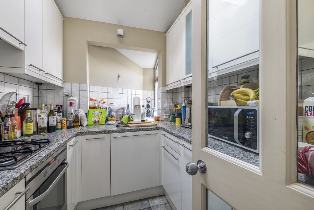 Property photo 3 of 8 887151 (3)