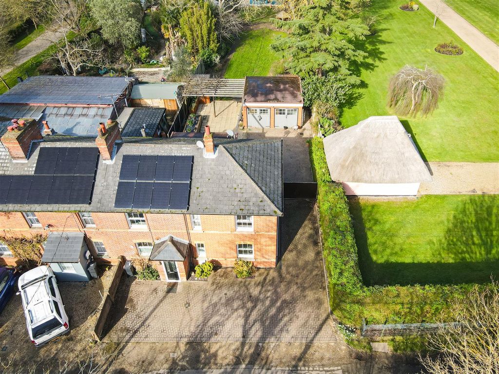 Property photo 2 of 34 Drone