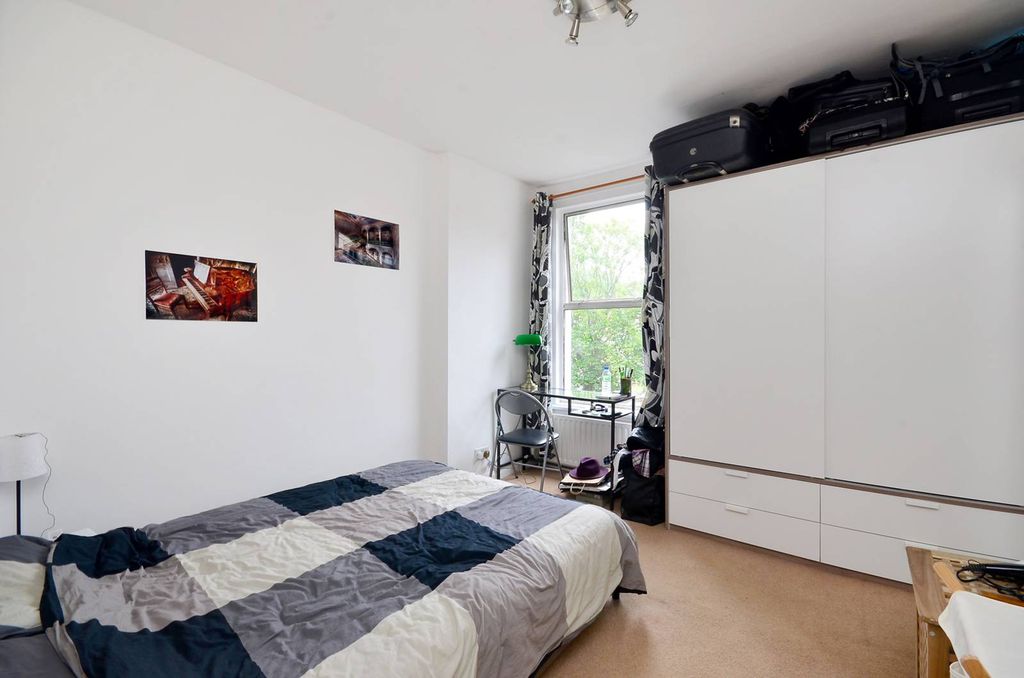 Property photo 1 of 4