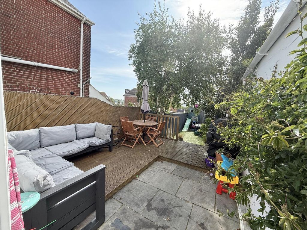 Additional image 8 of 3 bed end terrace house to rentPark Road, Cowes PO31