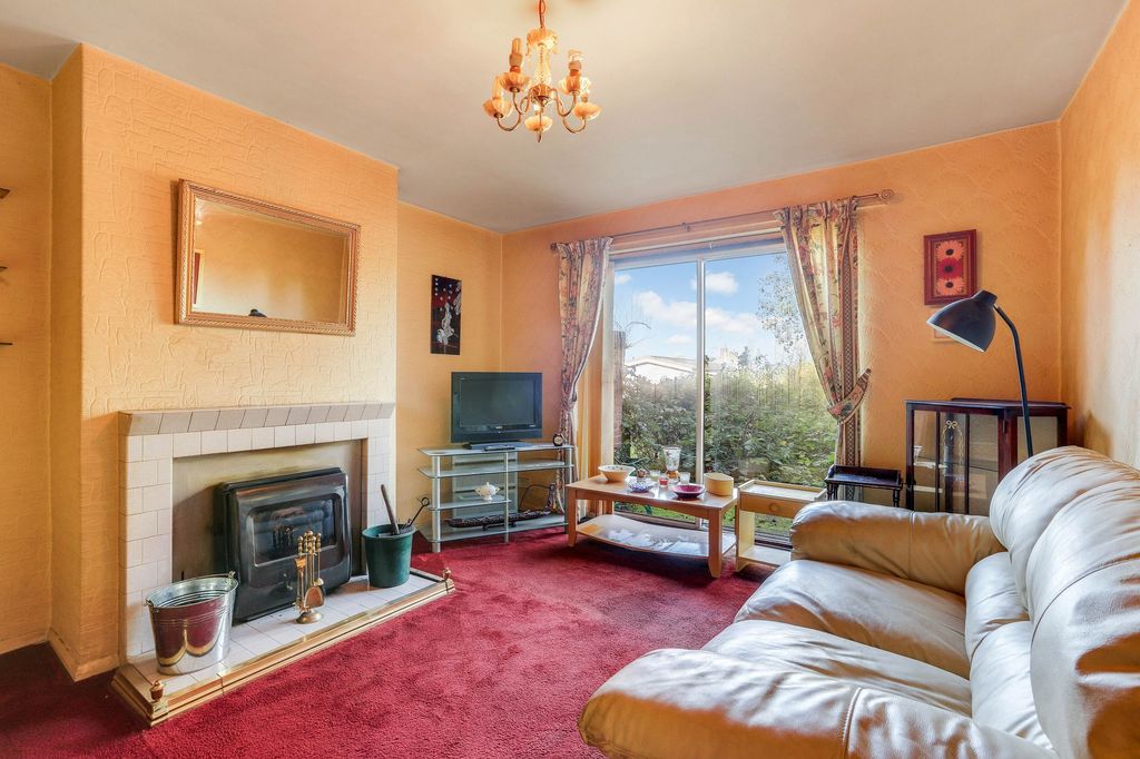 Property photo 3 of 19