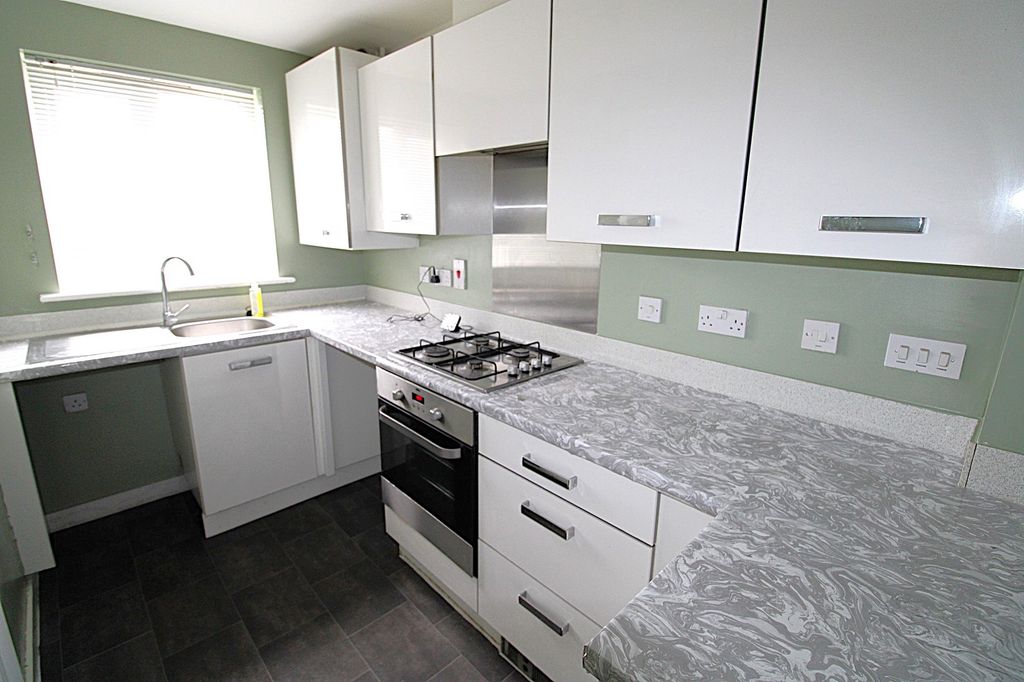 Property photo 2 of 13 Kitchen