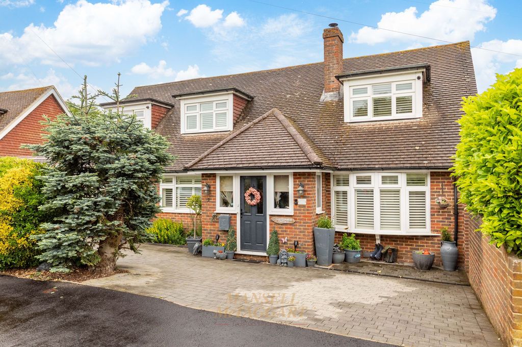 Property photo 1 of 35