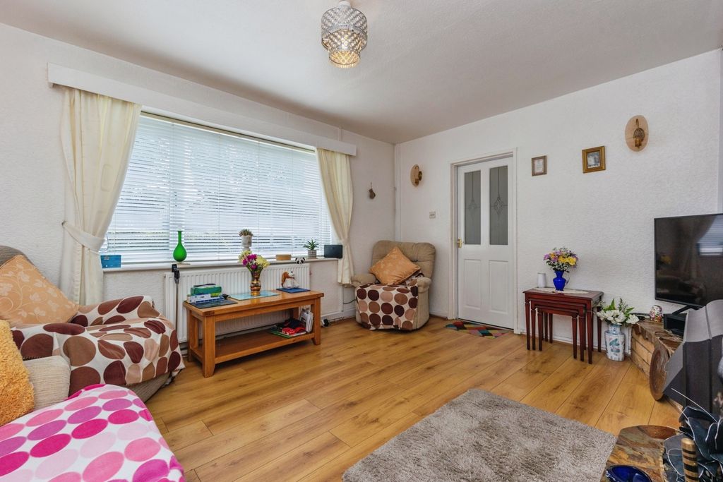 Property photo 2 of 20 Pbox-Img.Jpg