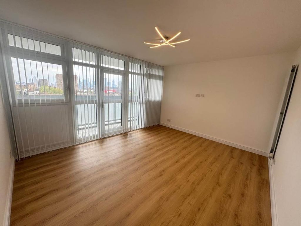 Property photo 2 of 8 Living Room