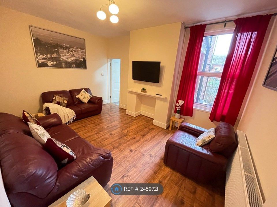 Property photo 3 of 19