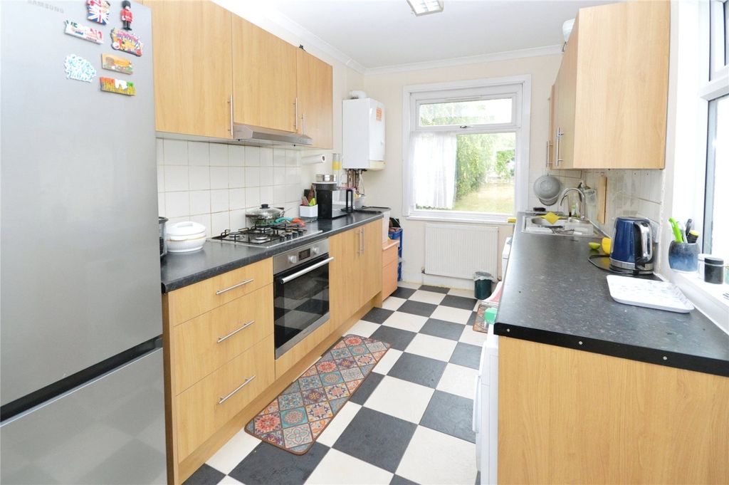 Property photo 2 of 13 Kitchen