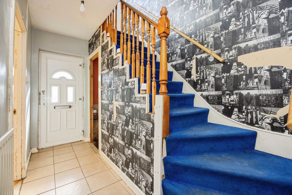 Property photo 2 of 20 Pbox-Img.Jpg