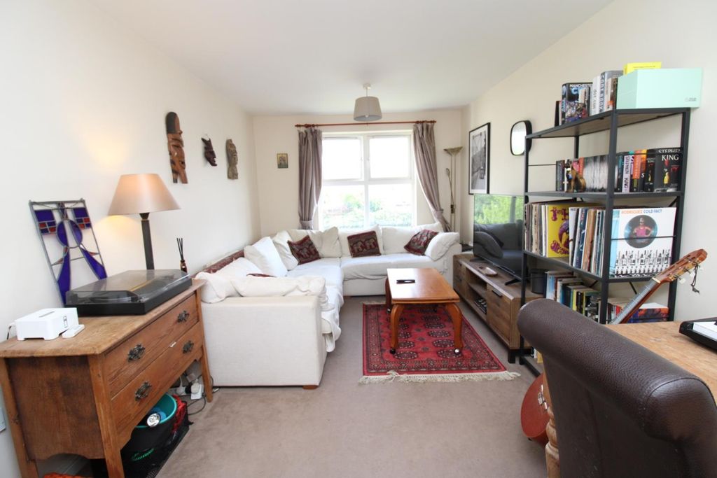 Property photo 2 of 14 Img_3734.Jpg