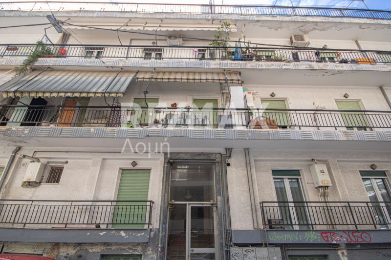 Property photo 2 of 39