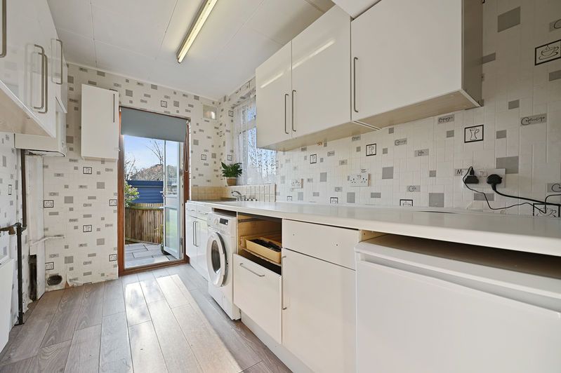 Property photo 2 of 10 Photo 5