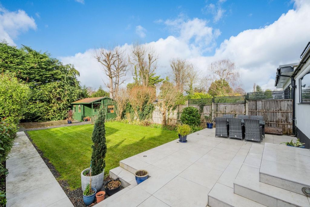 Property photo 2 of 20 Timbercroft