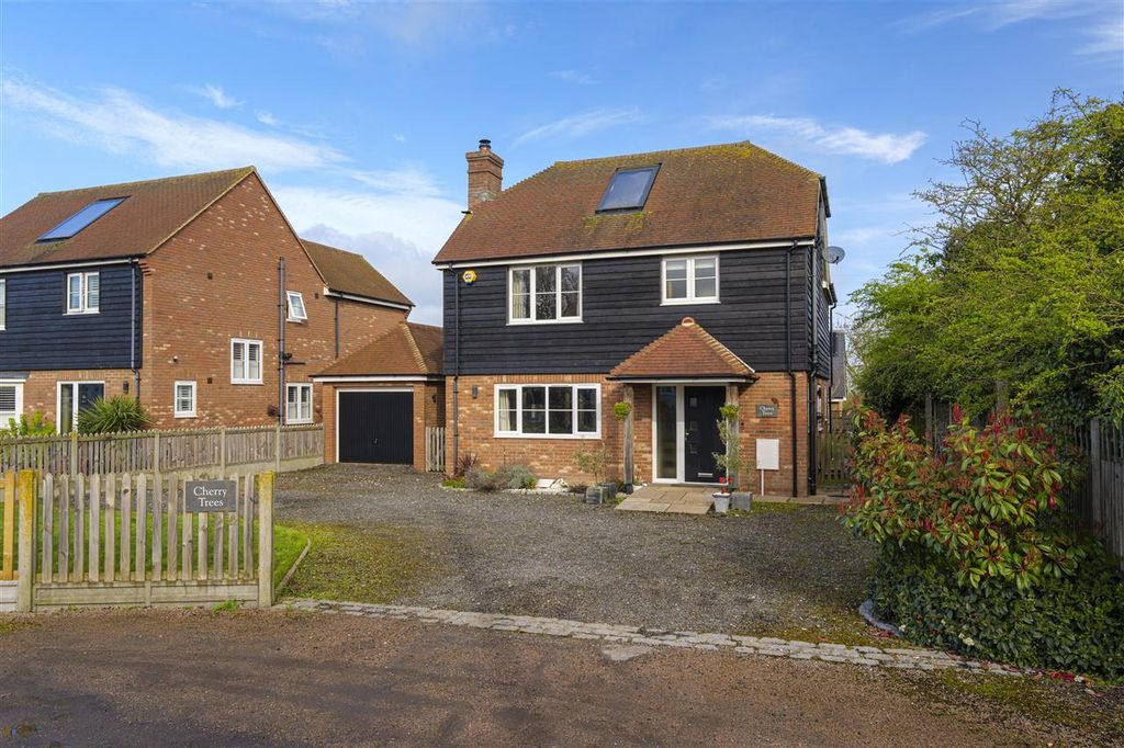 Property photo 1 of 33 Main Picture