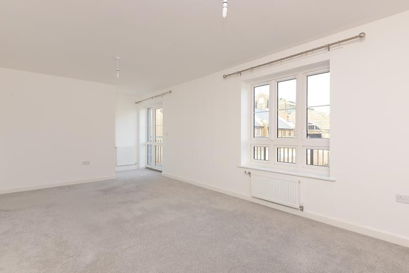 Property photo 2 of 8 1719164