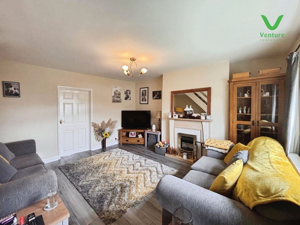 Property photo 2 of 13 Pbox-Img.Jpeg