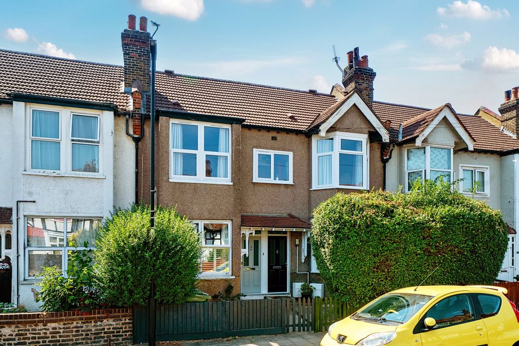Property photo 1 of 10 1508352-1-6A7F321...